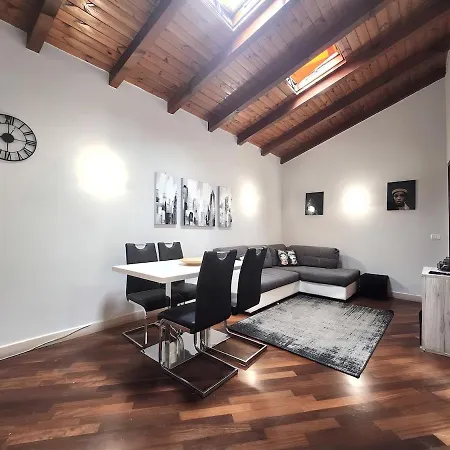 Maniace Apartmán *